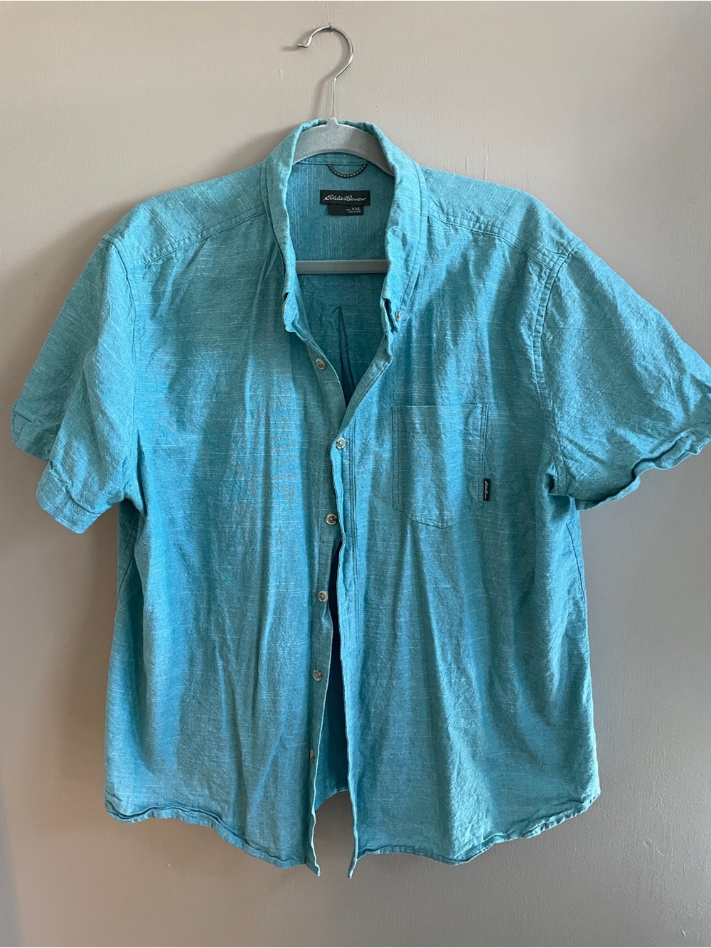 Eddie Bauer Short Sleeve Button-Down Shirt in Aqua Blue
